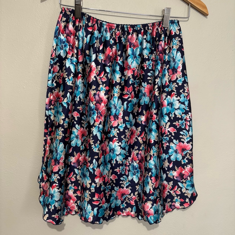 Olga Vintage Skirt Slip Size Small Blue & Pink Floral Lace - Picture 7 of 11